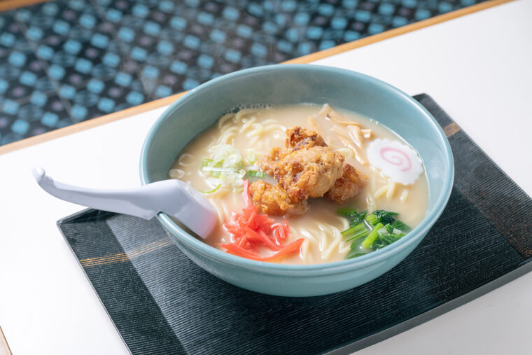 『からあげラーメン』（950円）