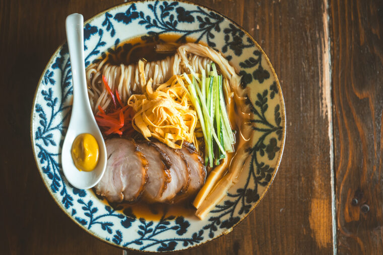 『冷やし中華』（1,200円）