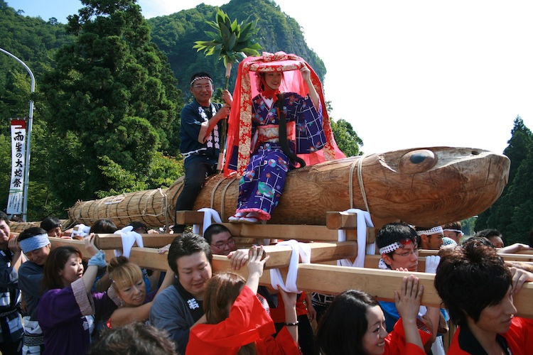 雨生の大蛇祭