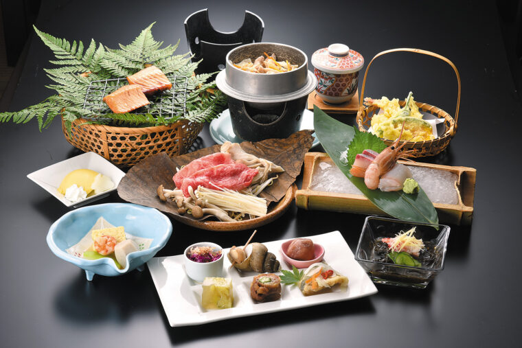 旬替わりの会席膳は日本を代表する有名料理人から太鼓判をもらうほど