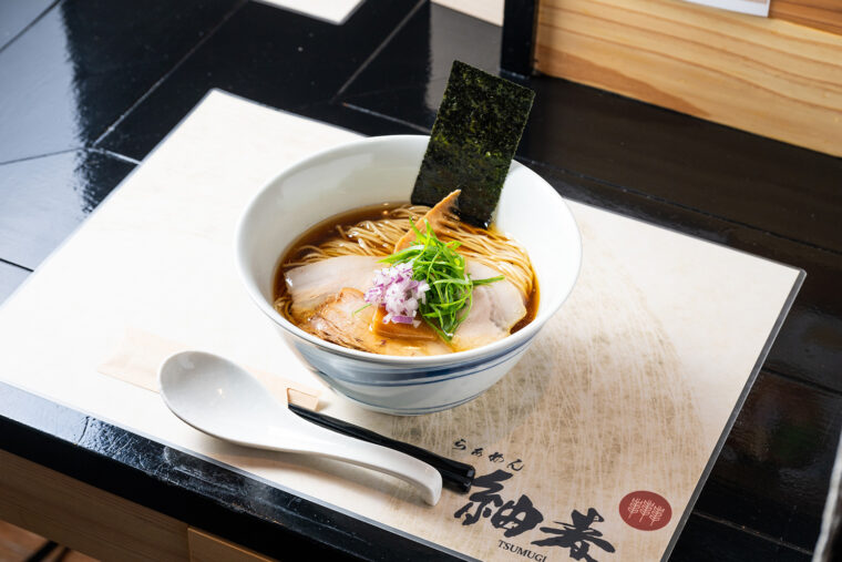 『淡麗醤油らぁめん』（950円）