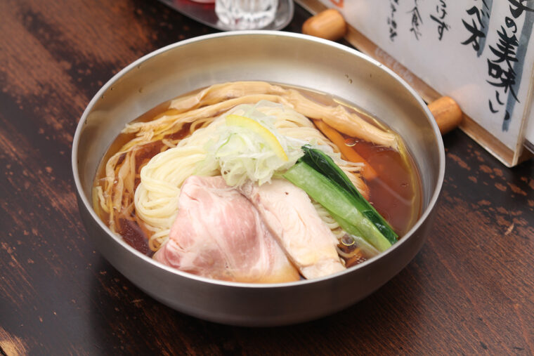 『冷しド煮干そば』（1,350円）