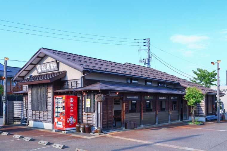 連日行列が絶えない上越屈指の人気店