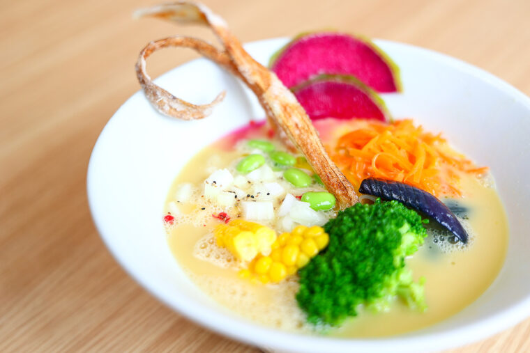『護摩堂野菜 ベジラーメン』（1,200円）