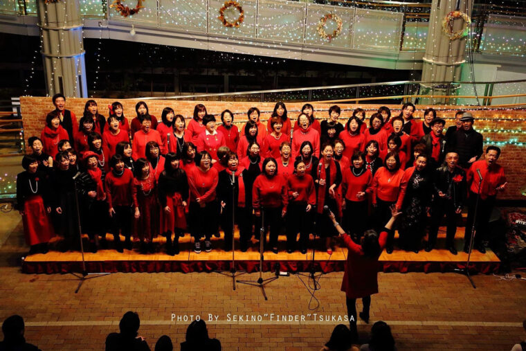 Joyful spring gospel choir