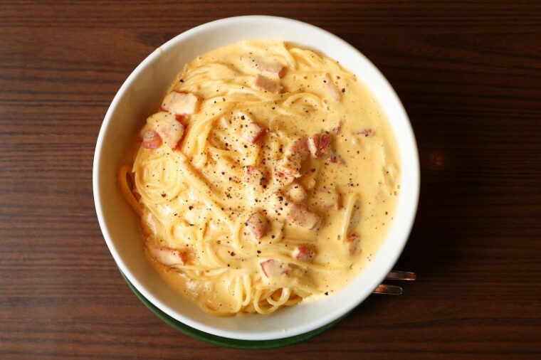 『カルボナーラ ダブル』（2,700円）