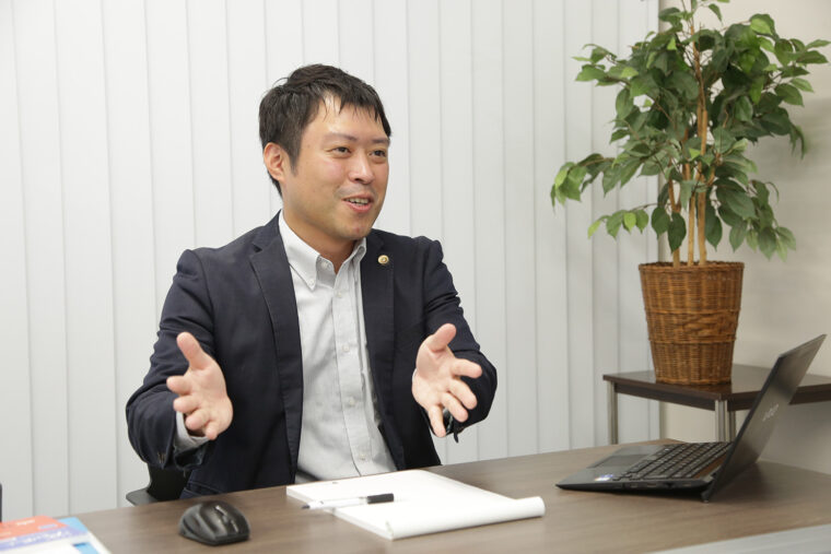 組織力をいかして被害者を支える弁護士の長谷川伸樹さん