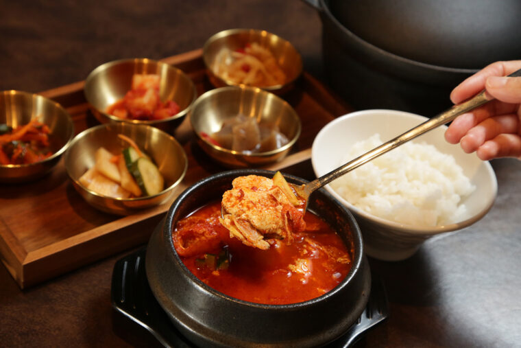 『スンドゥブ』（ランチセット1,480円）